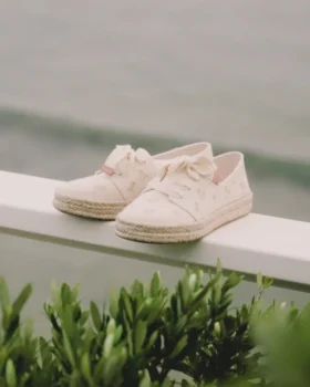 Women Carolina Lace-Up Espadrille