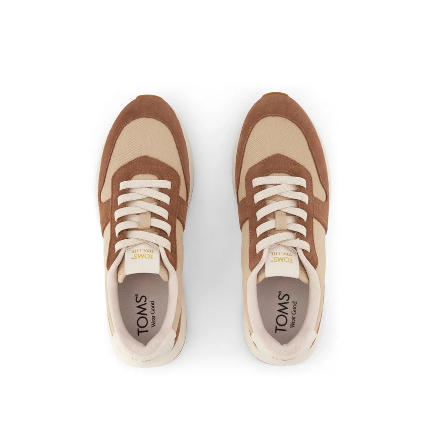 Women TRVL LITE Retro Runner Sneaker Women TRVL LITE Retro Runner Sneaker