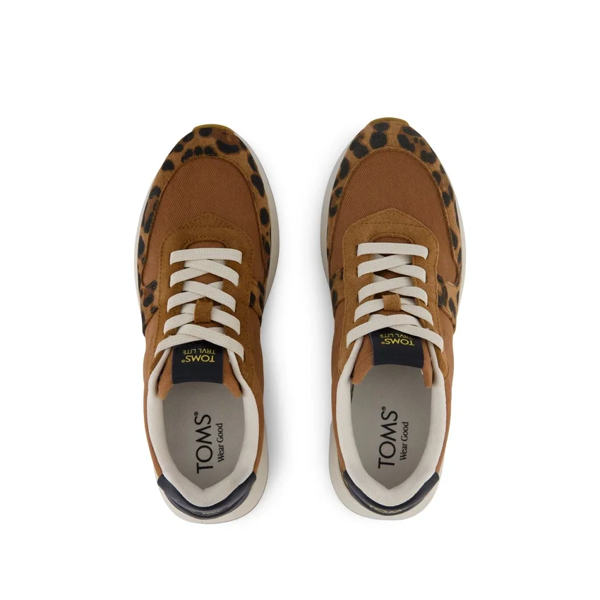 Women TRVL LITE Retro Runner Sneaker Women TRVL LITE Retro Runner Sneaker